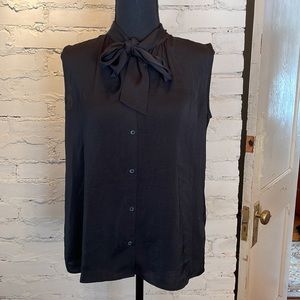 Uniqlo Pussy Bow Blouse